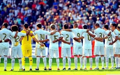 U游体育-佩洛娃这球传得队友直接打门